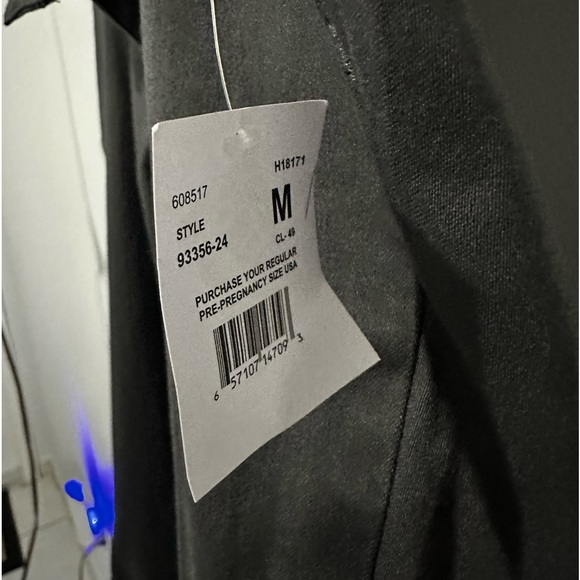 NWT Motherhood Maternity-Jean leggings - Jeggings- Size Medium. - Picture 6 of 8